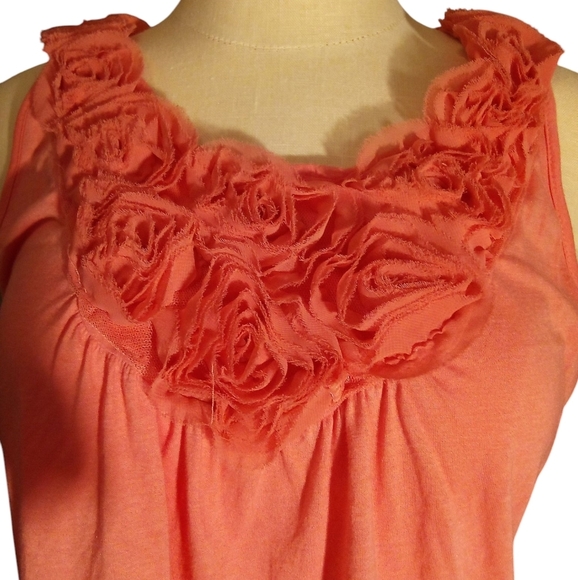 ELLE- Tank Top Blouse With Flowers A long V-Neck Line, Coral Color, Size Small, - Picture 9 of 12